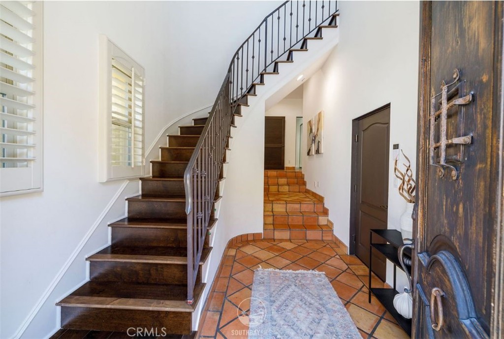 202 N Irena Avenue B