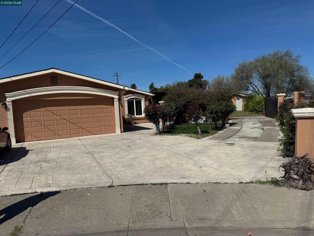 5 Island View Dr