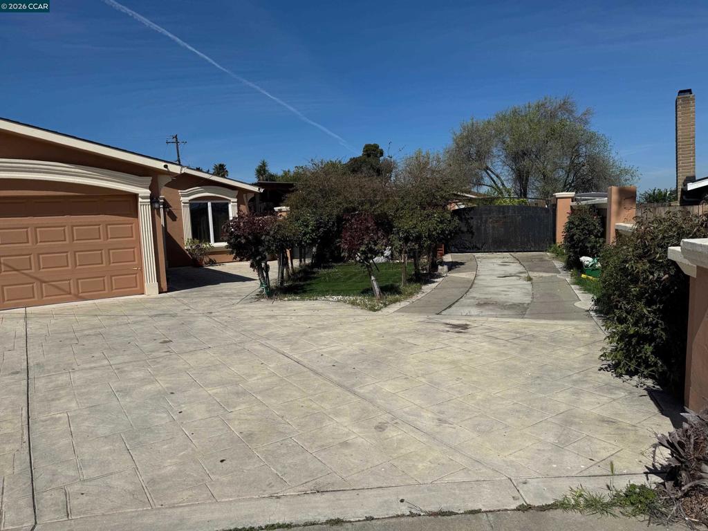 5 Island View Dr