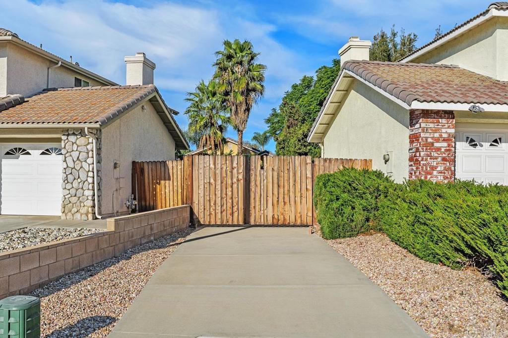 39643 Cedarwood Drive