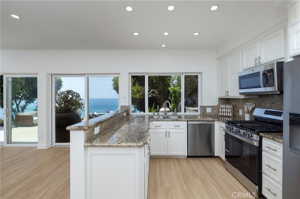32227 Coast Hwy, Laguna Beach CA 92651 - Photo 11