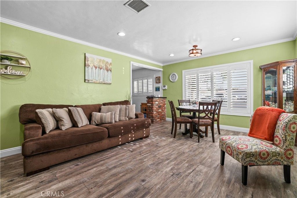 Photo of 4106 Goodman St, Riverside, CA 92503 (MLS # SW25242370)