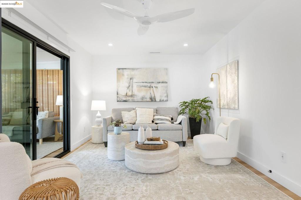 MOWRY WEST - Residential