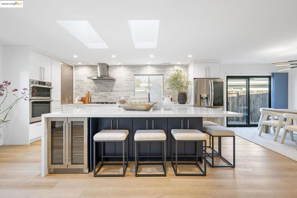 MOWRY WEST - Residential