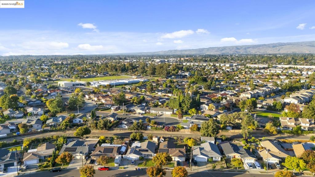 MOWRY WEST - Residential