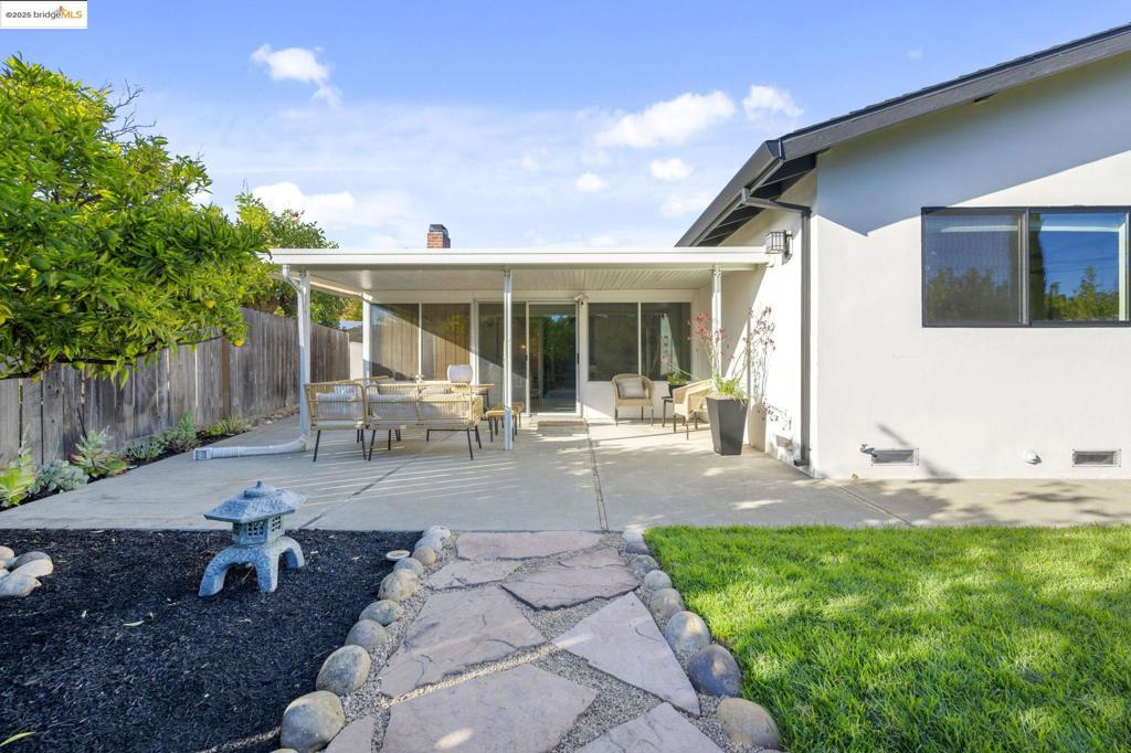 MOWRY WEST - Residential