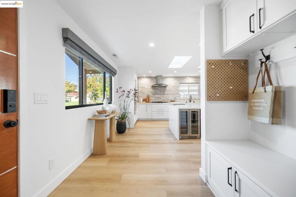 MOWRY WEST - Residential