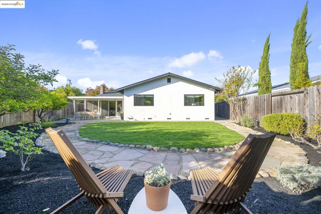 MOWRY WEST - Residential