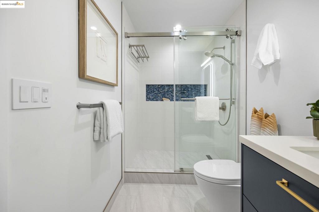 MOWRY WEST - Residential