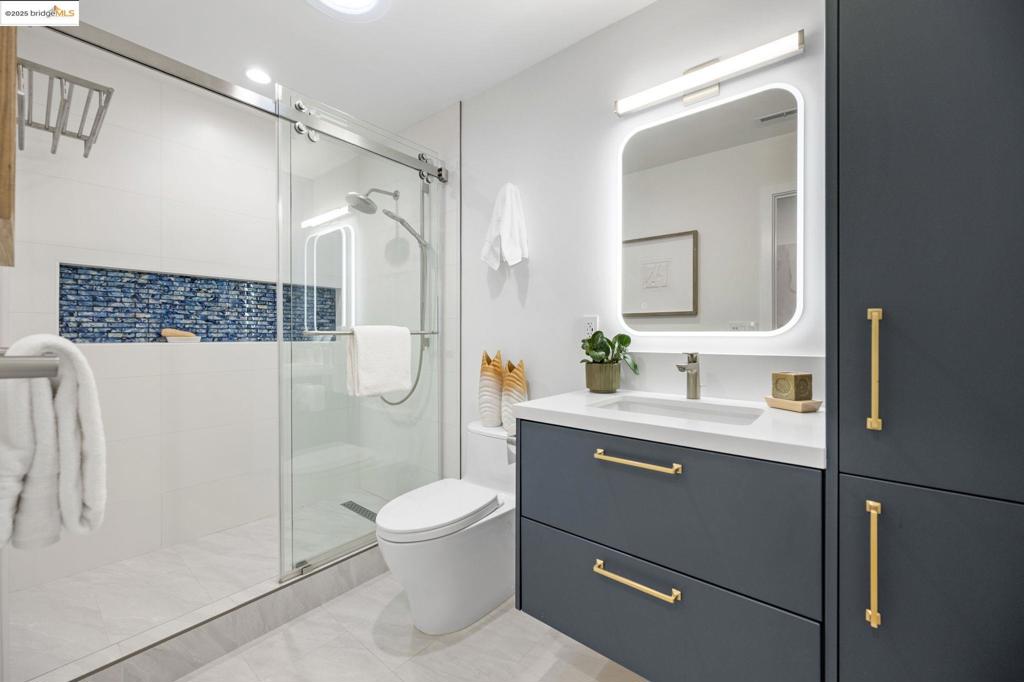 MOWRY WEST - Residential