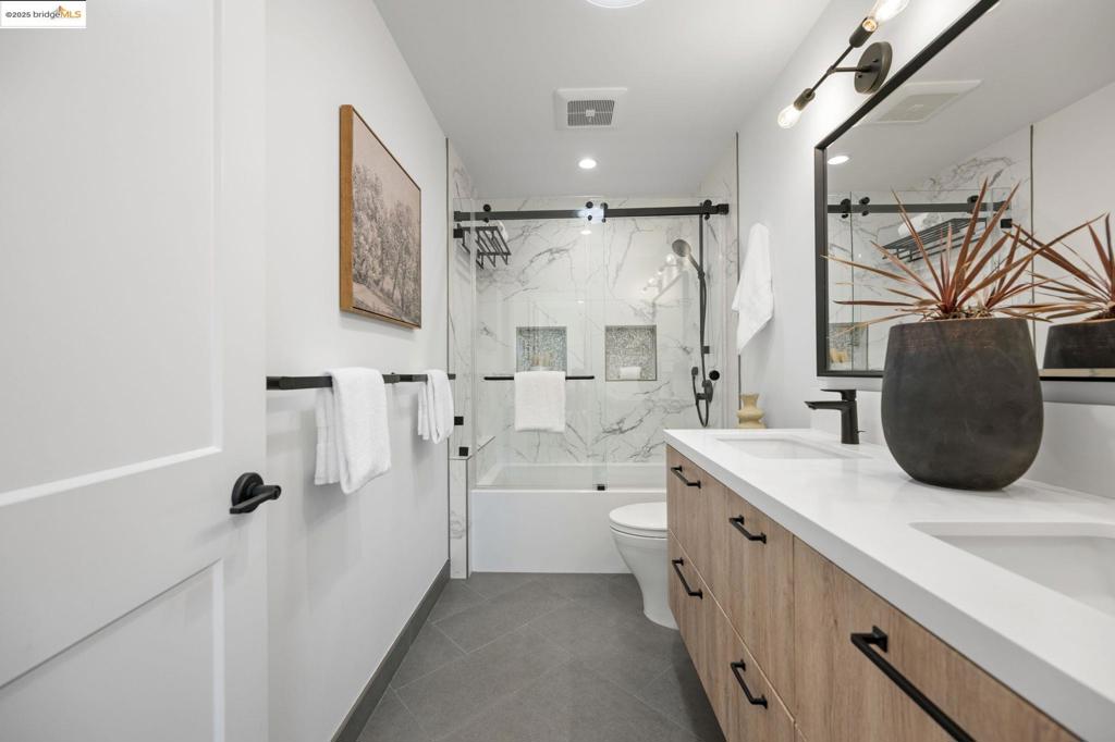 MOWRY WEST - Residential