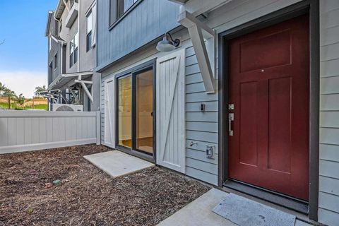 Photo of 2572 Chamomile Ln, Carlsbad, CA 92008 (MLS # 260003049SD)