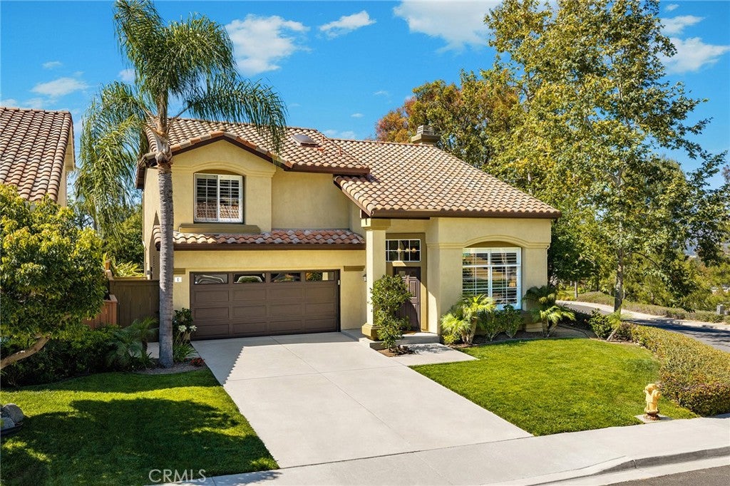 1 Egret Ln