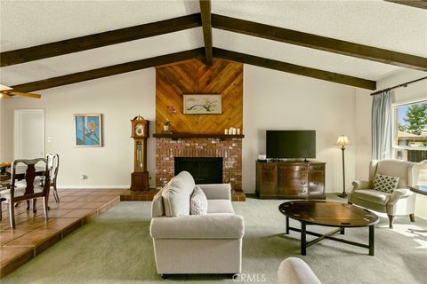 Photo of 2217 Crescent Ave, Montrose, CA 91020 (MLS # SR26029308)