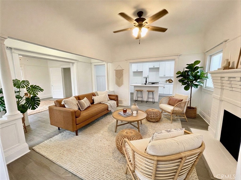 1334 S Berendo Street