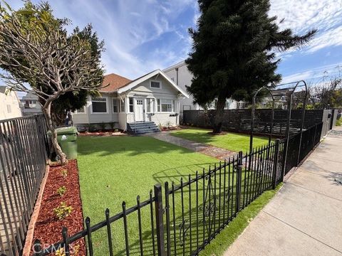 Photo of 1334 S Berendo Street, Los Angeles, CA 90006 (MLS # CV26044239)