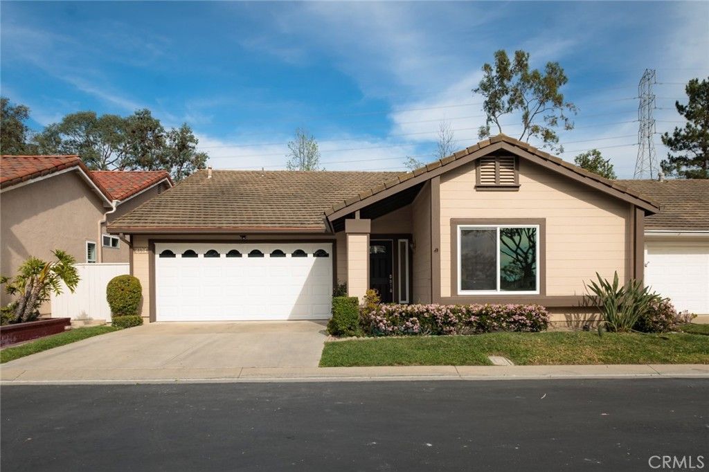 Photo of 23574 Villena, Mission Viejo, CA 92692 (MLS # SW26056111)