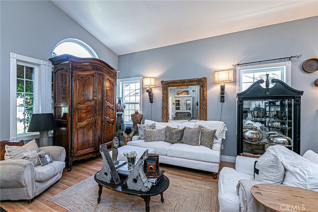 1381 Village Meadows