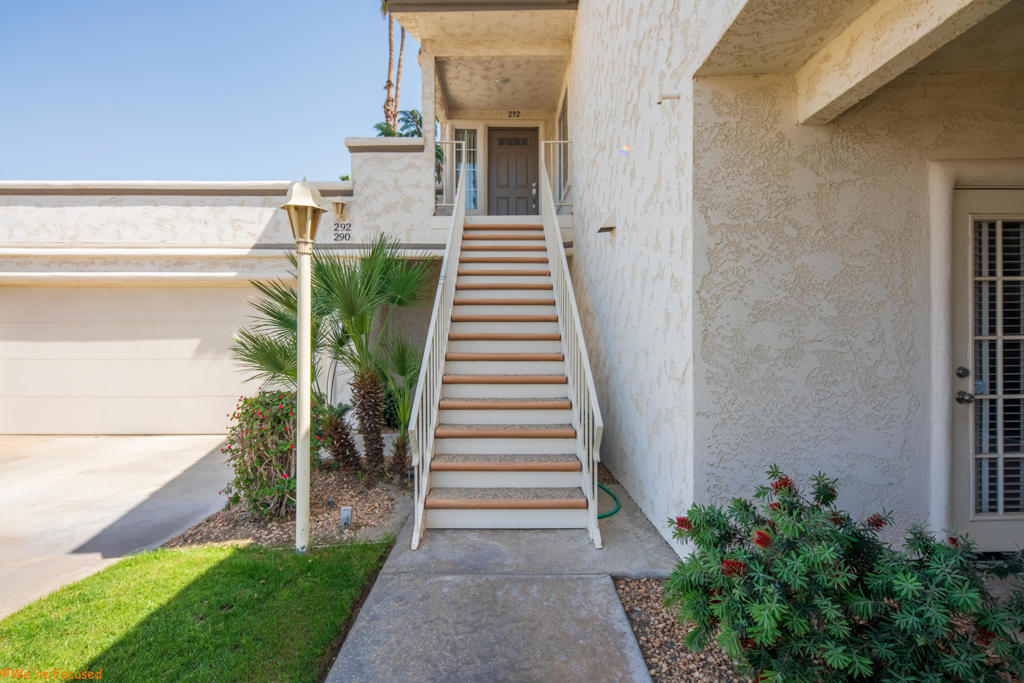 292 Desert Falls Drive E