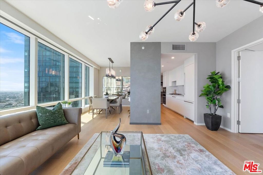 877 Francisco Street 2809, Los Angeles CA 90017