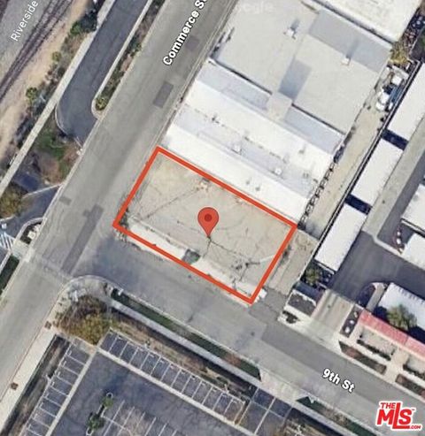 Photo of 3800 Commerce Street, Riverside, CA 92507 (MLS # 26668999)