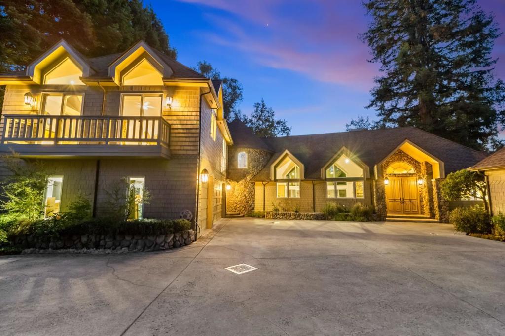 136 Finger Avenue
