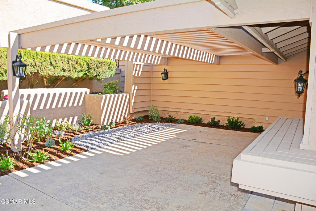 Ben Johnson Fairway NR-745 - 745 - Residential Lease