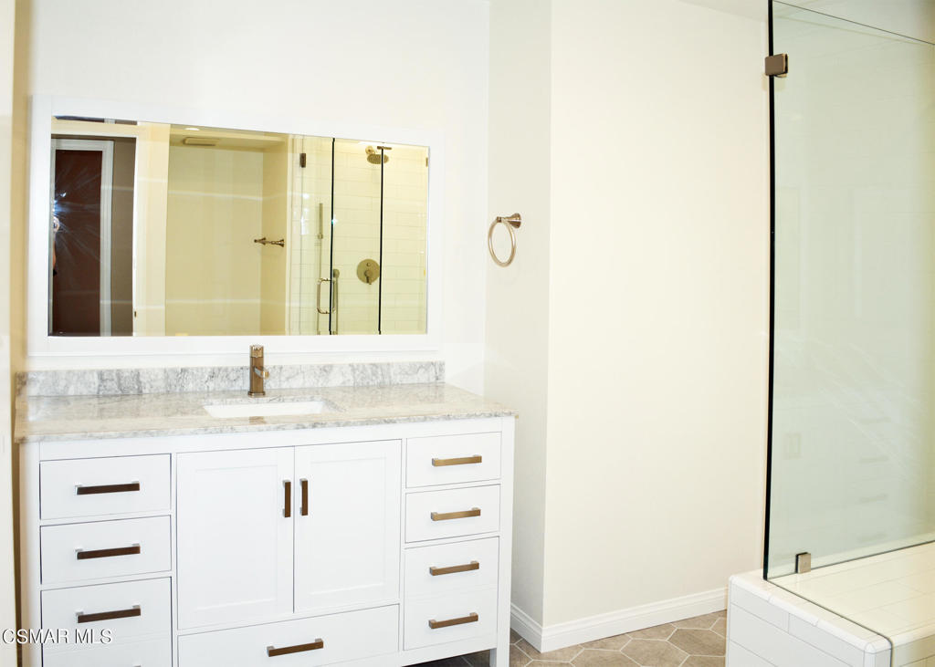 Ben Johnson Fairway NR-745 - 745 - Residential Lease