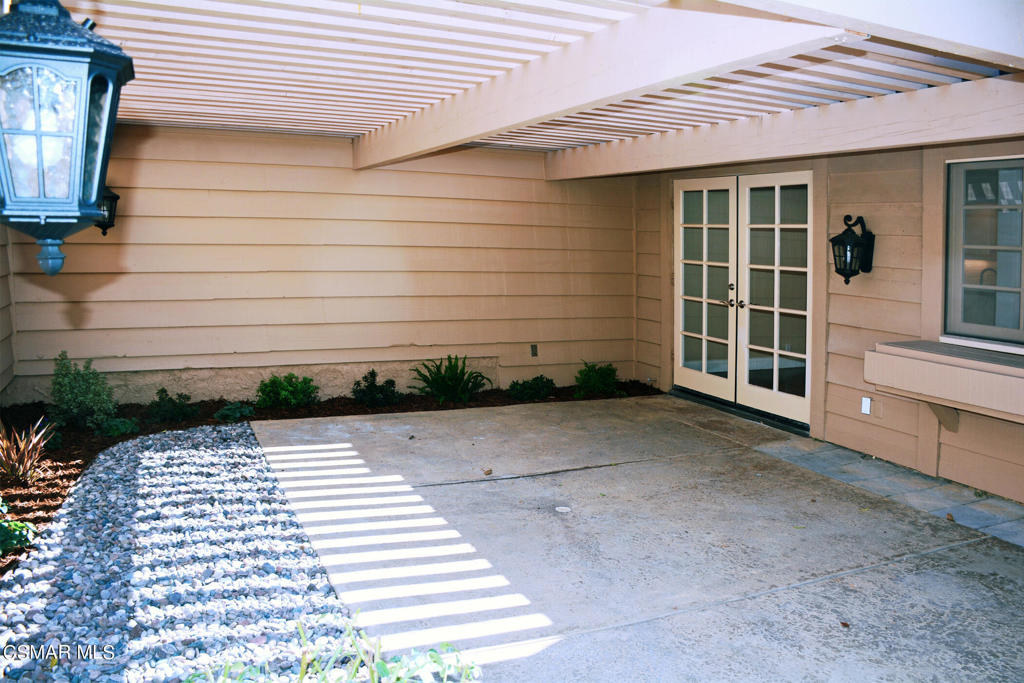 Ben Johnson Fairway NR-745 - 745 - Residential Lease