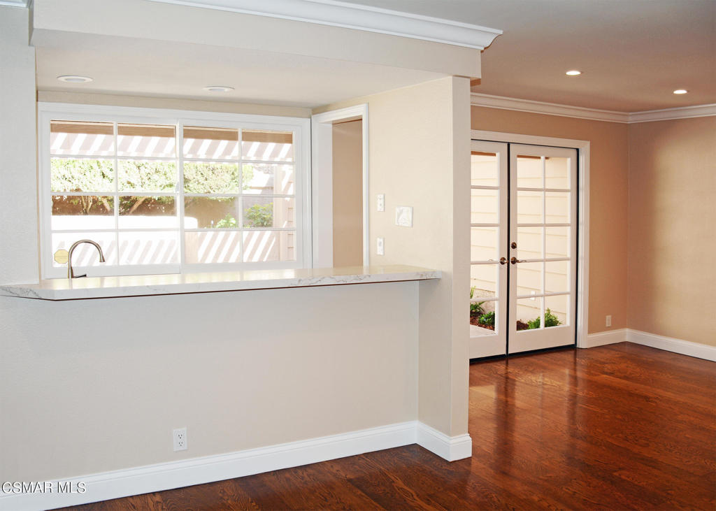 Ben Johnson Fairway NR-745 - 745 - Residential Lease