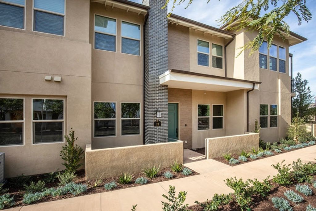 listing image 130724521419885002662