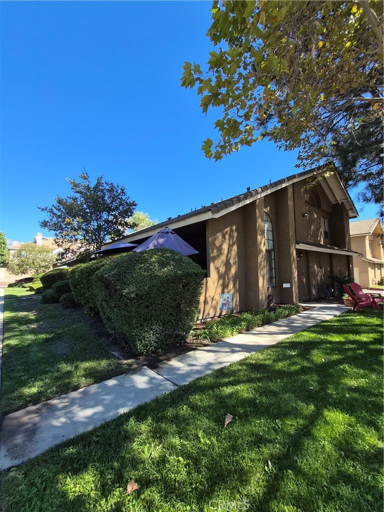 3111 Jaguar Way E