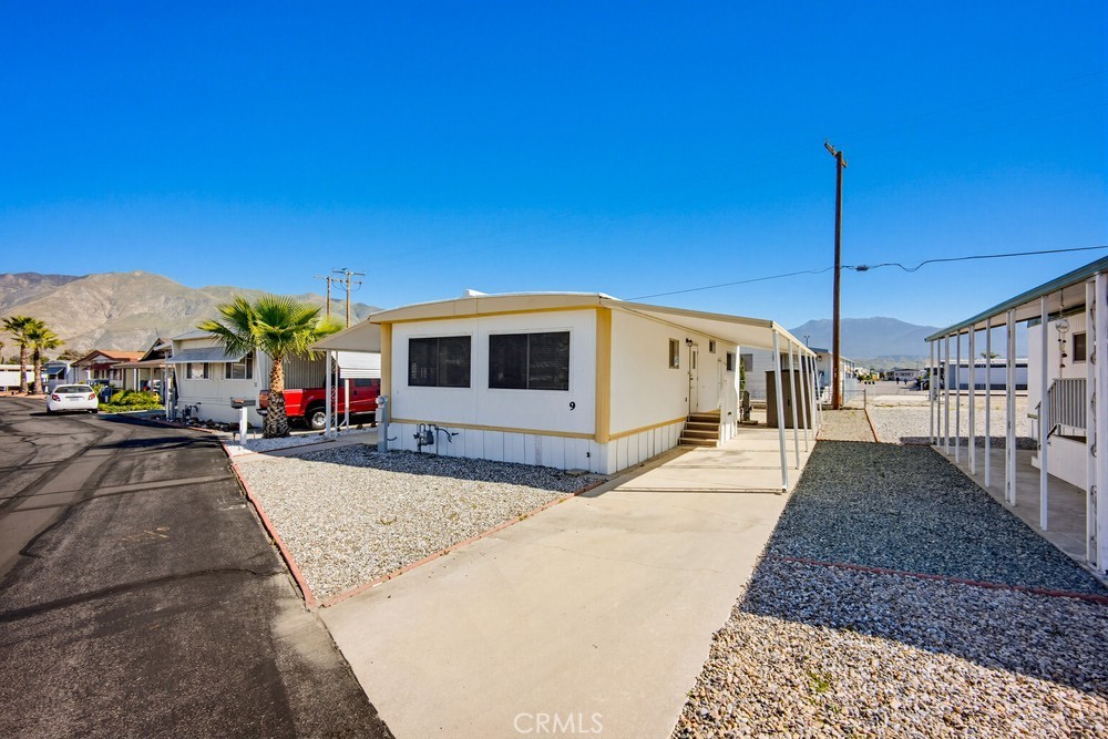 655 E Main Street 9