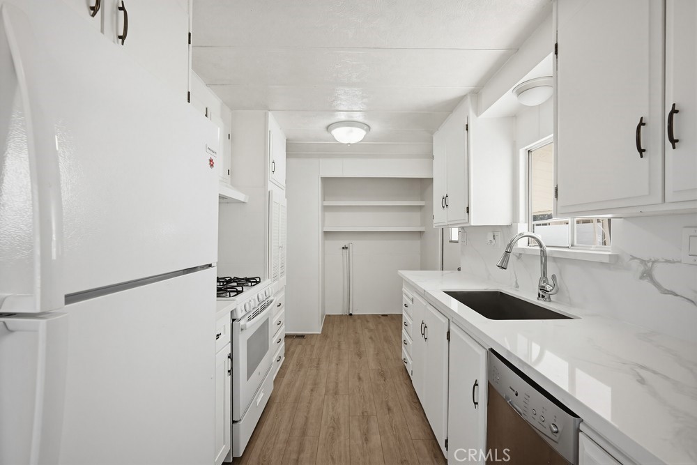 655 E Main Street 9