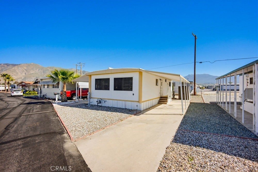 655 E Main Street 9