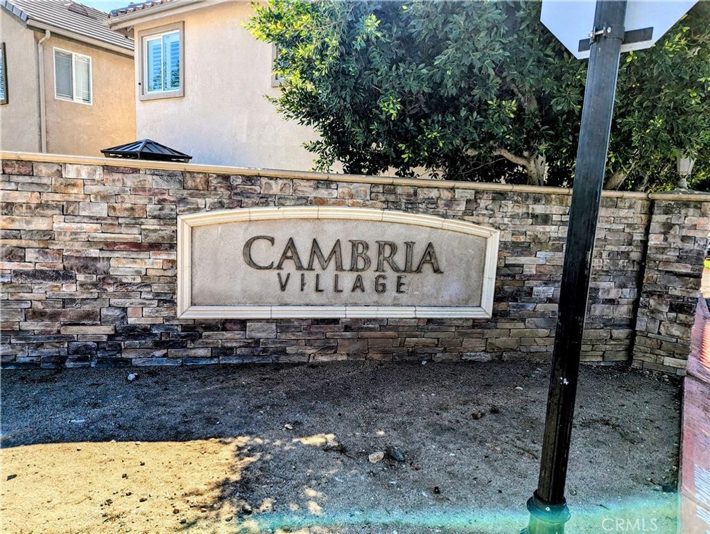 Photo of 13717 Deane Lane, Sylmar, CA 91342 (MLS # SR25242316)