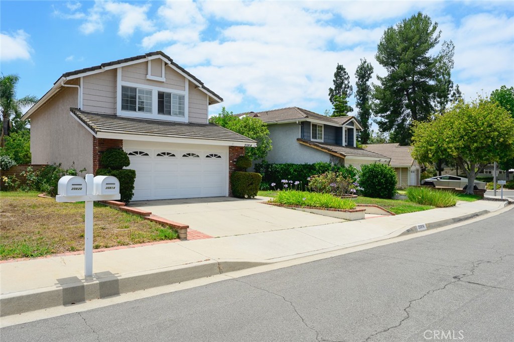 20814 E Boulder