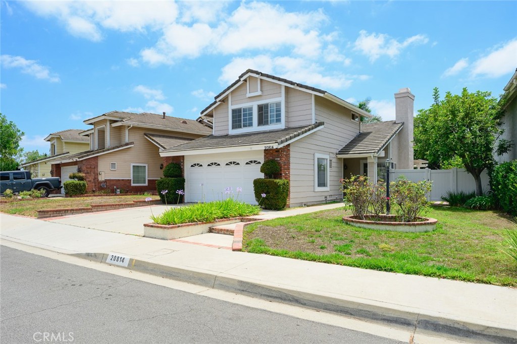 20814 E Boulder