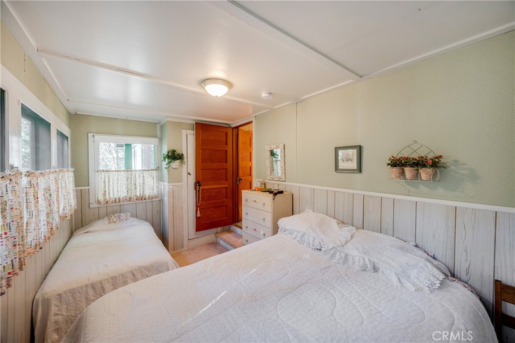 Crestline (CRES) - Residential