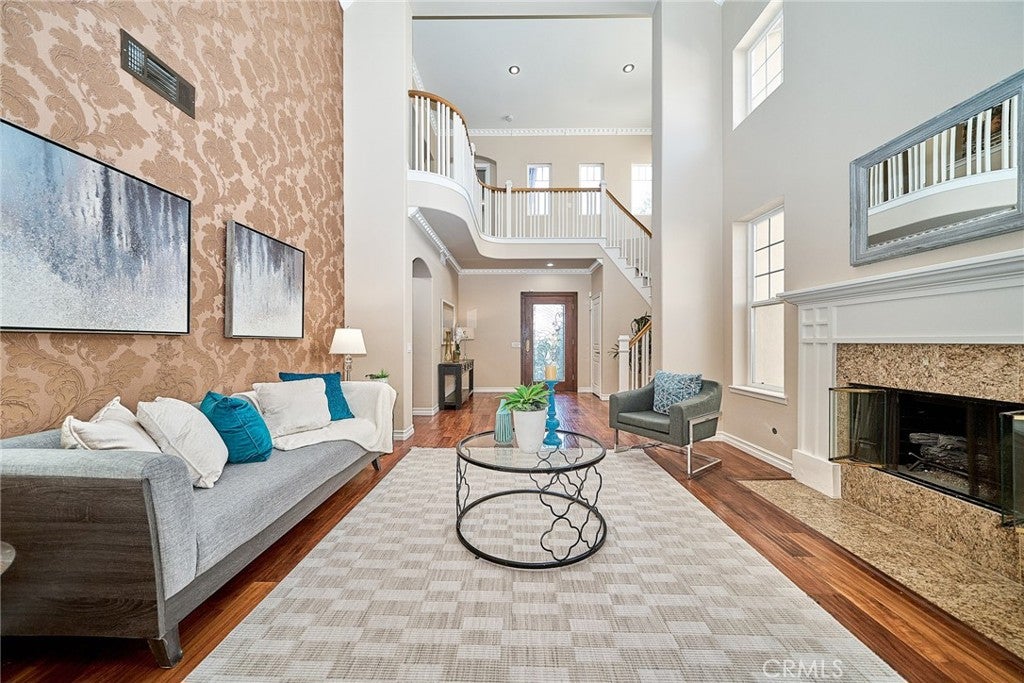 32 Canyonwood