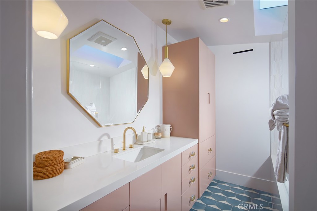 Cameo Shores (CSHO) - Residential