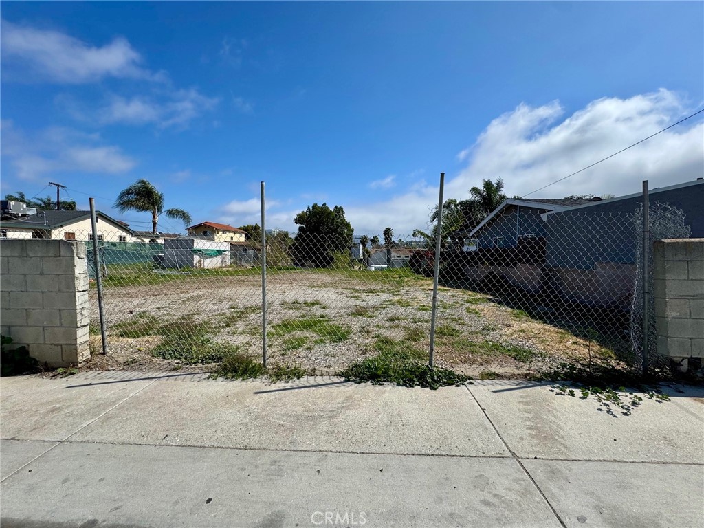 1356 W 4th Street