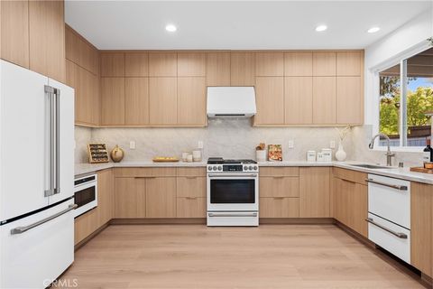 33 Winterfield Road Irvine CA 92602