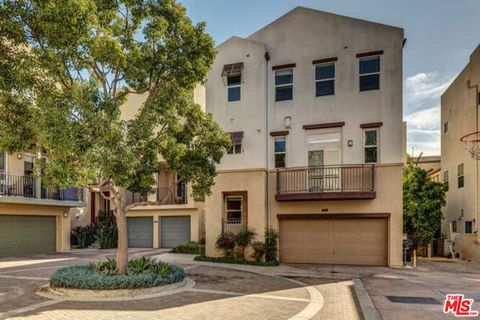 6532 Para Way Playa Vista CA 90094