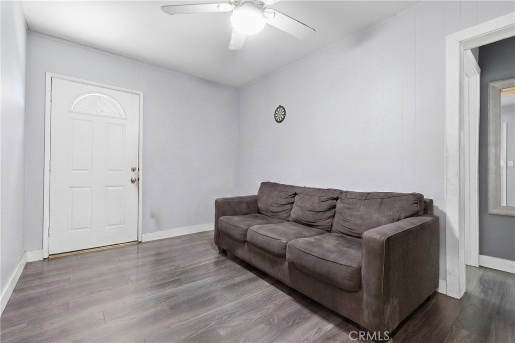 8151 Bradwell