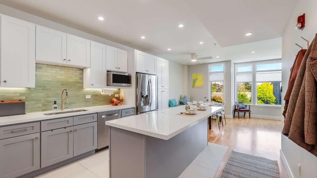 275 9th Street 3