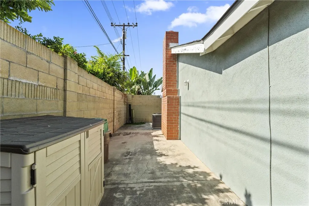 Westminster, California 92683, United States, 4 Bedrooms Bedrooms, ,3 BathroomsBathrooms,Residential,Active,224879