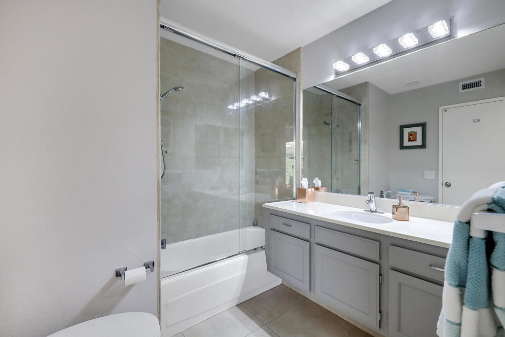 Sunrise C.C. - Residential