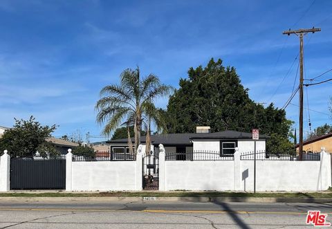 14519 Fox Street San Fernando CA 91345