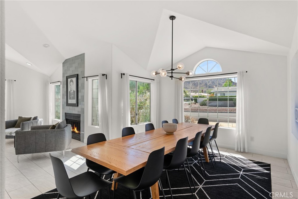 La Quinta Cove* - Residential